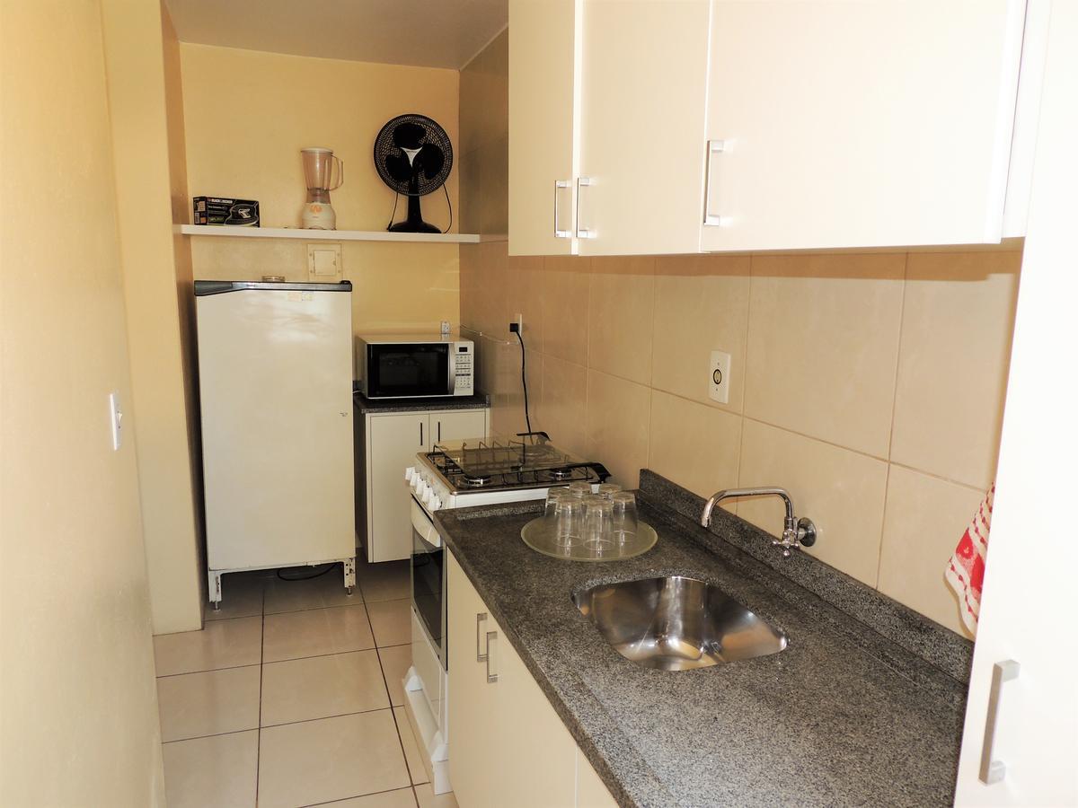 Residencial Kelly Cristina Lägenhet Bombinhas Exteriör bild