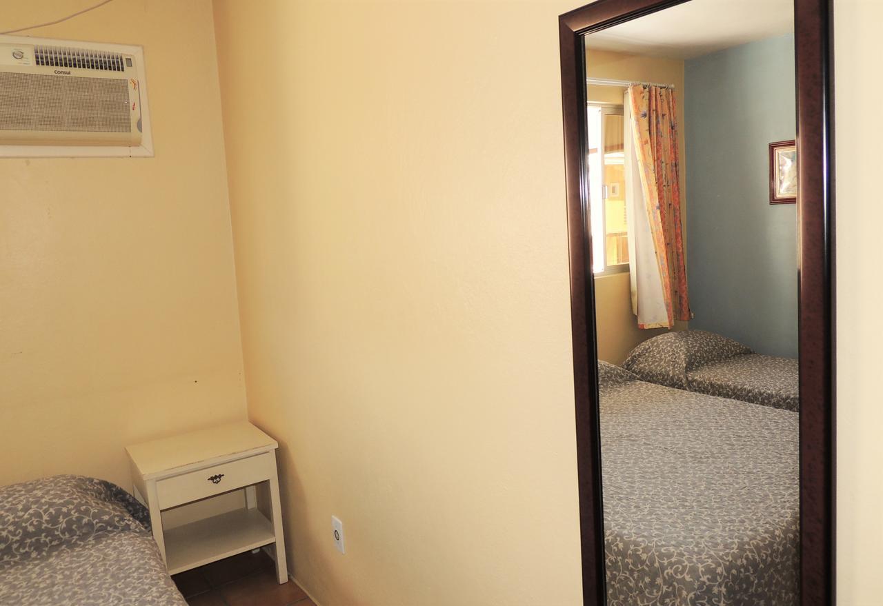 Residencial Kelly Cristina Lägenhet Bombinhas Exteriör bild