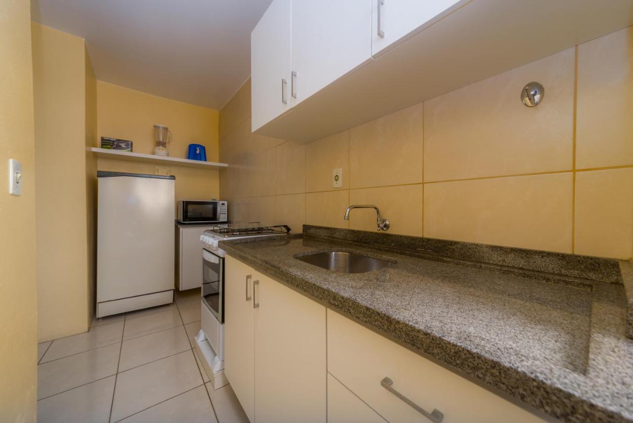 Residencial Kelly Cristina Lägenhet Bombinhas Exteriör bild